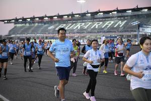 BIB: 5112
                            <button type="button" onclick="openModal(10463367)" class="btn btn-primary btn-sm float-right btn-popup" data-toggle="modal" data-target=".modal-high-quality">
                        <i class="fas fa-shopping-cart"></i> Add to Cart
                    </button>
                                            <button type="button" onclick="isThisMe(10463367, true)" class="btn btn-success btn-sm float-right btn-popup btn-isme hidden" data-toggle="tooltip" data-placement="bottom" title="นี่คือรูปของคุณใช่ไหม คลิกที่นี่เพื่อเอาเข้าอัลบั้ม">
                        <i class="fas fa-plus"></i> Add to album
                    </button>
                    <button type="button" onclick="isThisMe(10463367, false)" class="btn btn-warning btn-sm float-right btn-popup btn-isnotme hidden">
                        <i class="fas fa-ban"></i> Remove from album
                    </button>